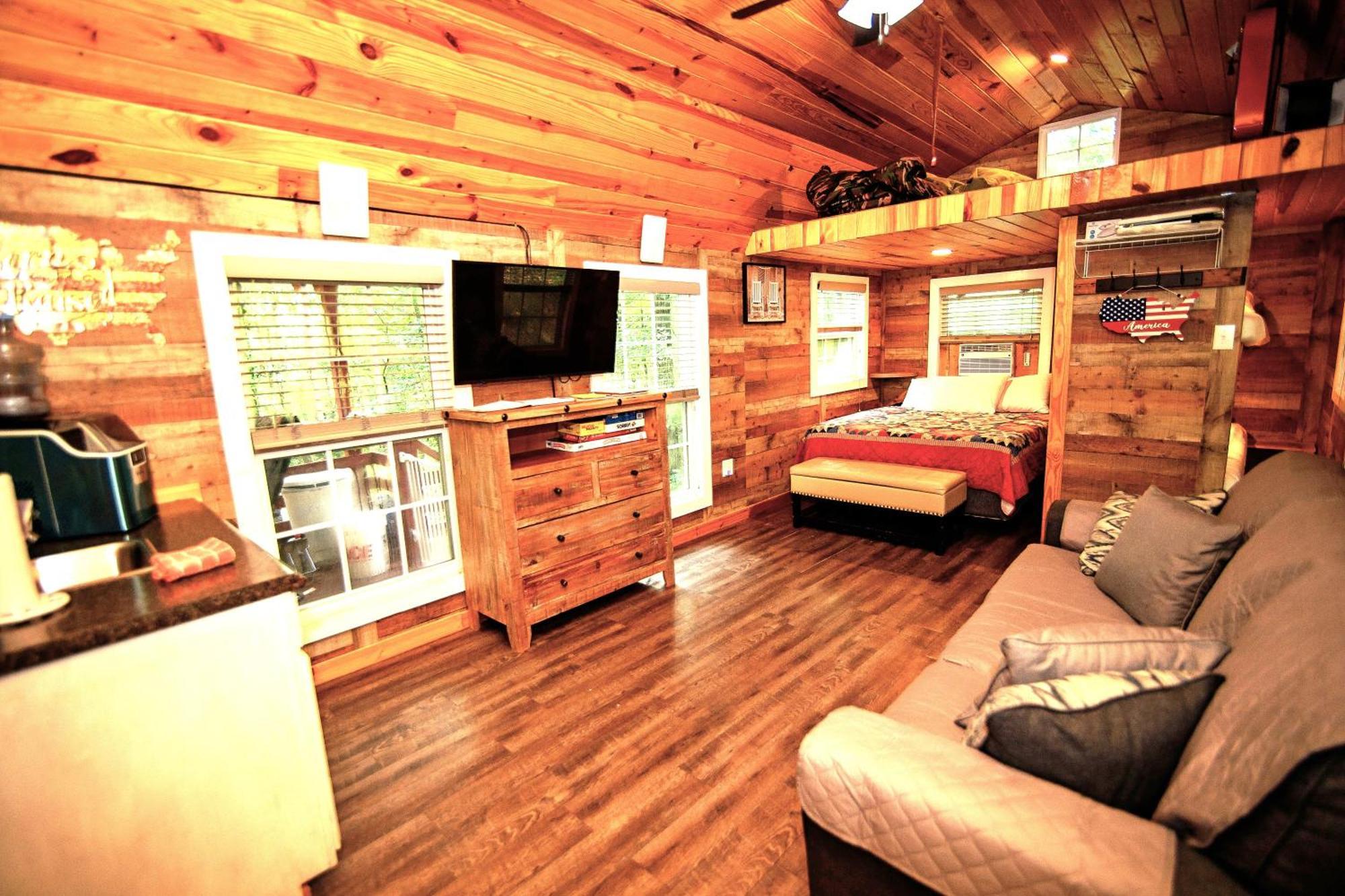 The Americana - Parker Creek Bend Cabins Murfreesboro Bagian luar foto